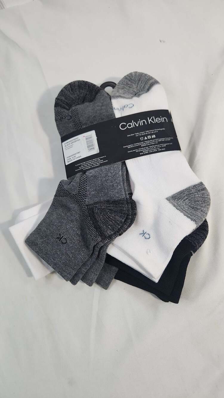 Calvin Klein Men's Cushion Quarter Cut Socks 6-Pack, Size 7-12